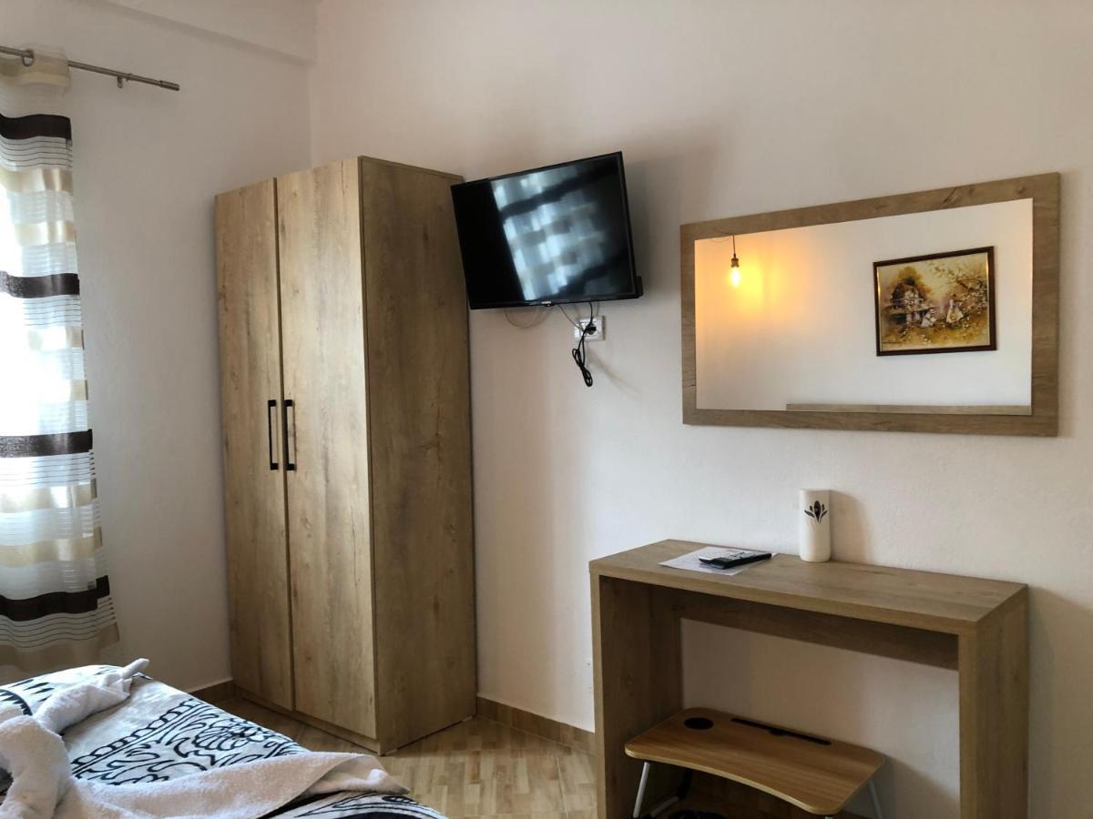 Hotel Apostoli Përmet Extérieur photo