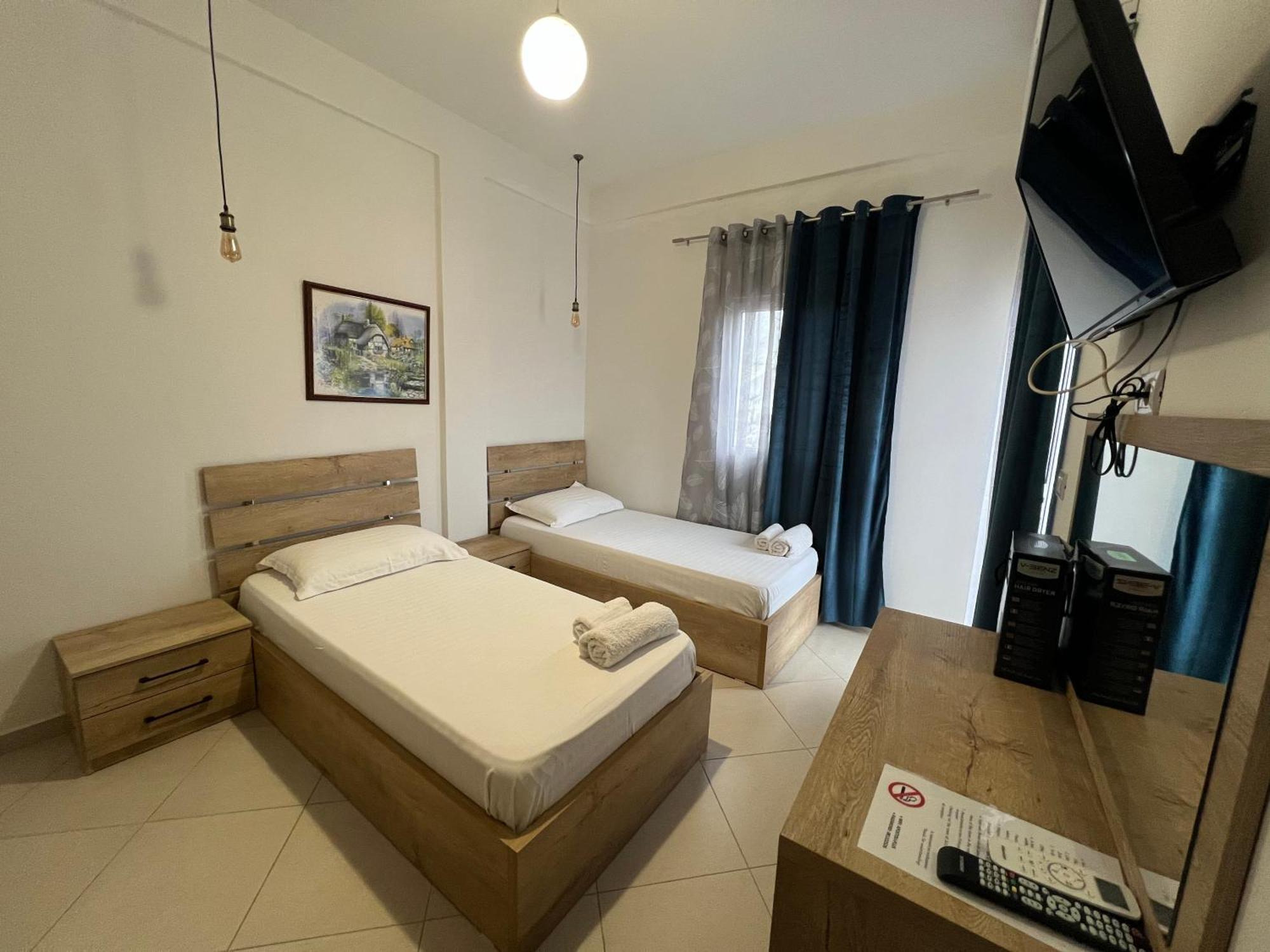 Hotel Apostoli Përmet Extérieur photo