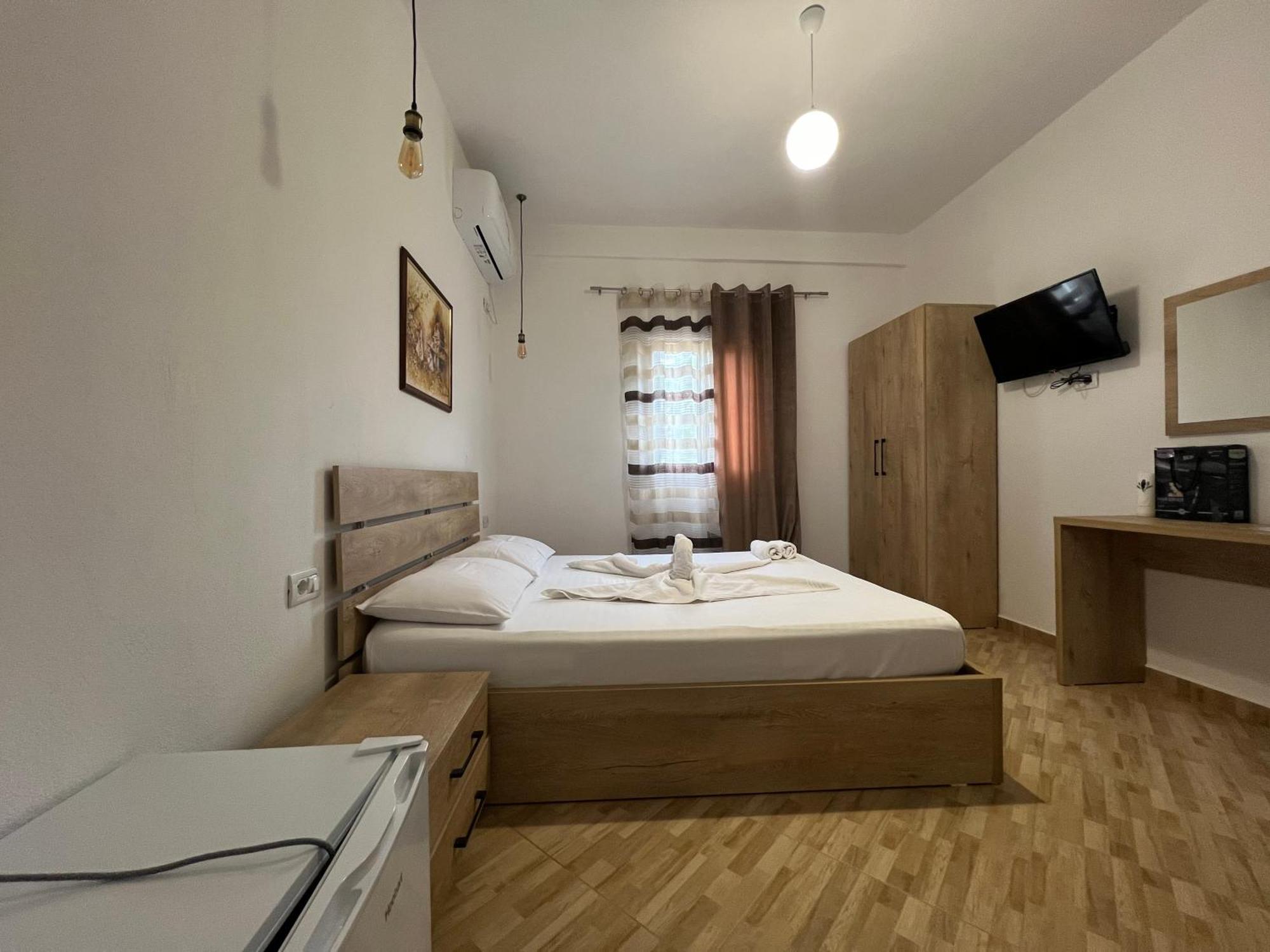 Hotel Apostoli Përmet Extérieur photo
