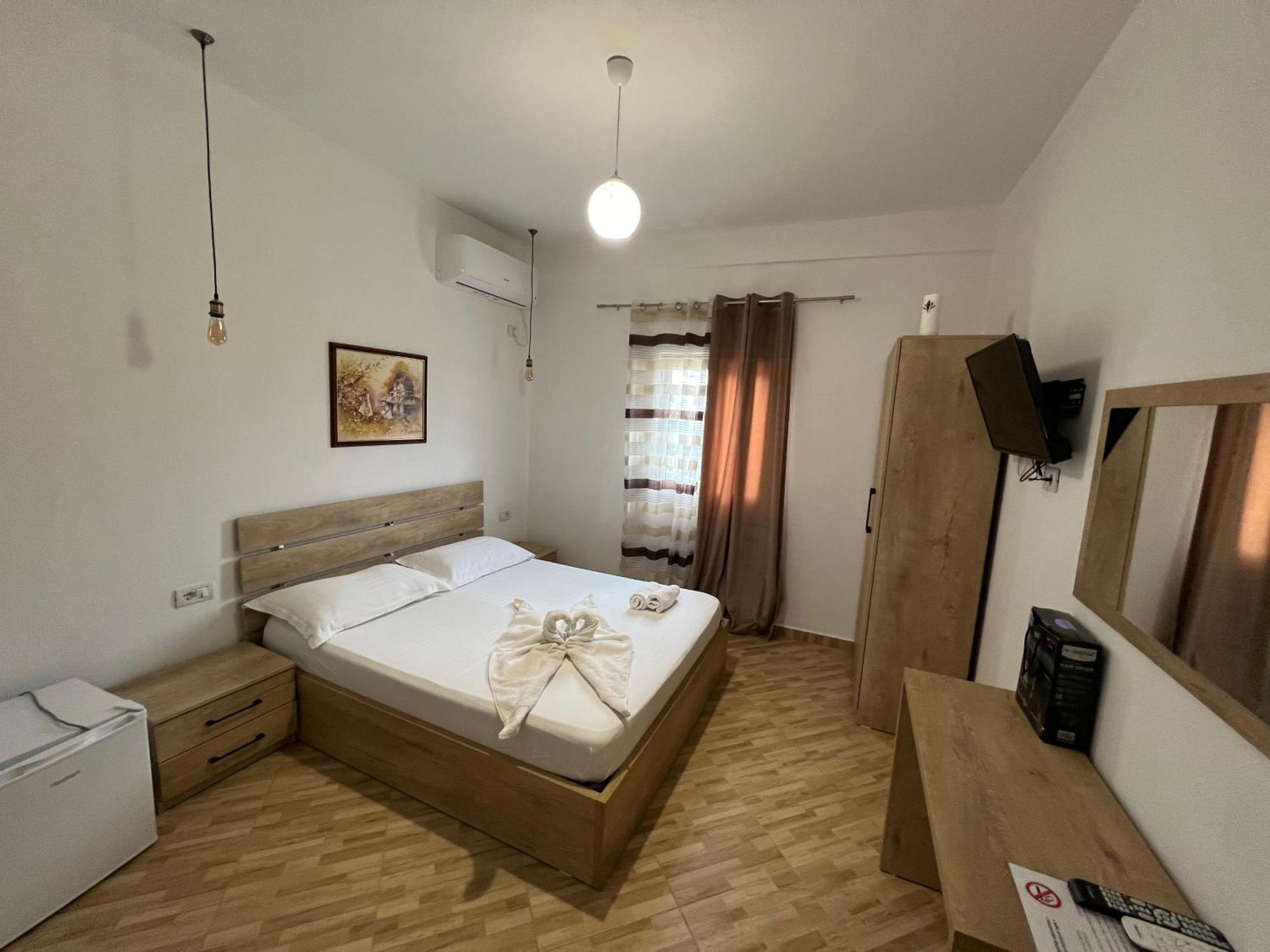 Hotel Apostoli Përmet Extérieur photo